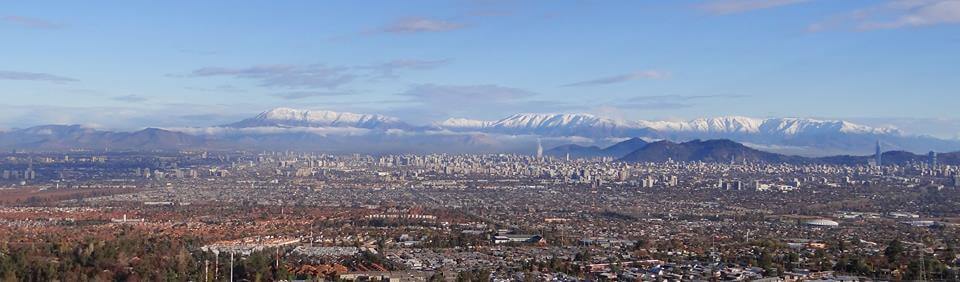 Portada de Universidad Adolfo Ibáñez - UAI